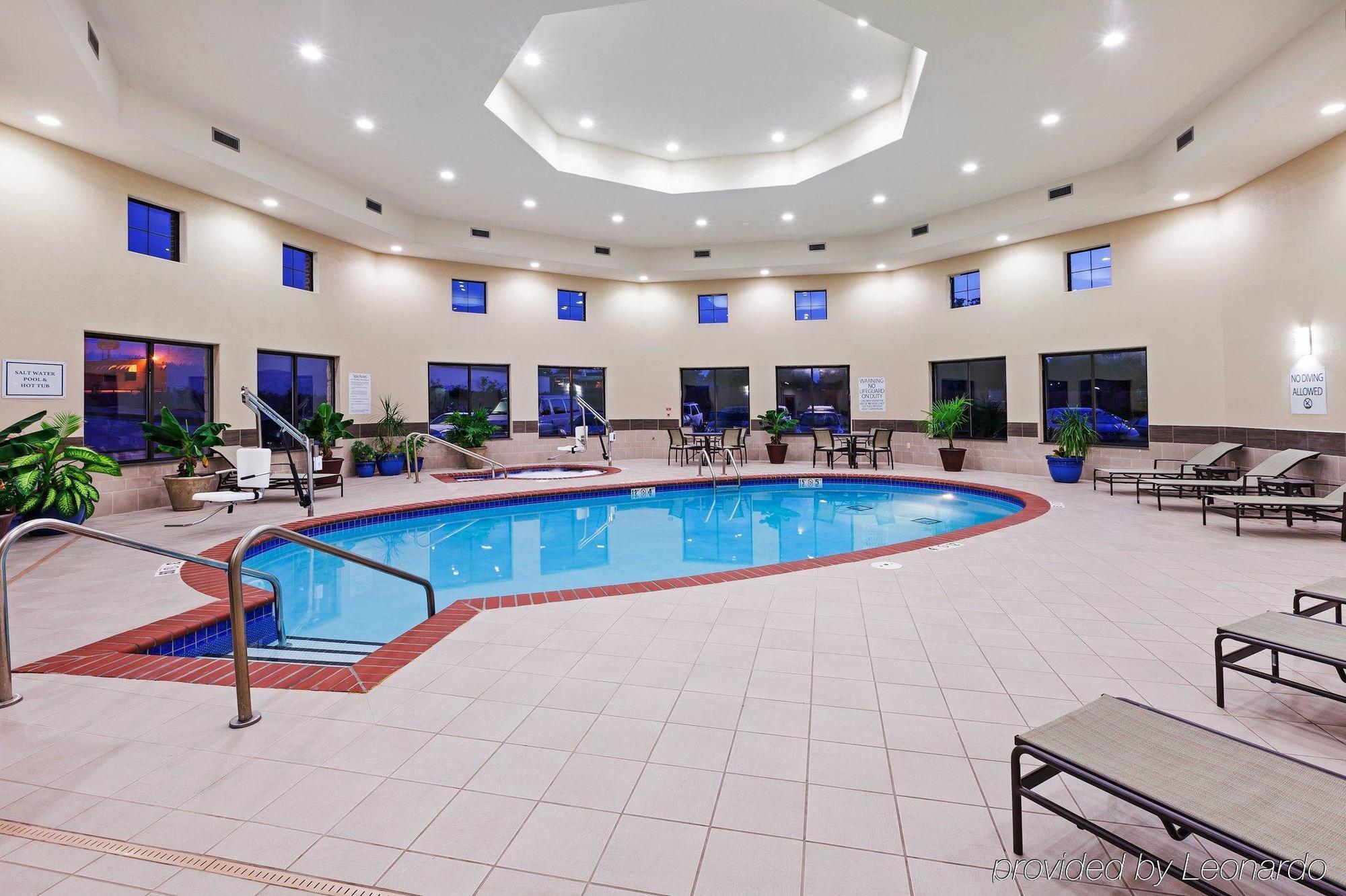 Holiday Inn Express Hotel And Suites Duncan By Ihg Exterior foto